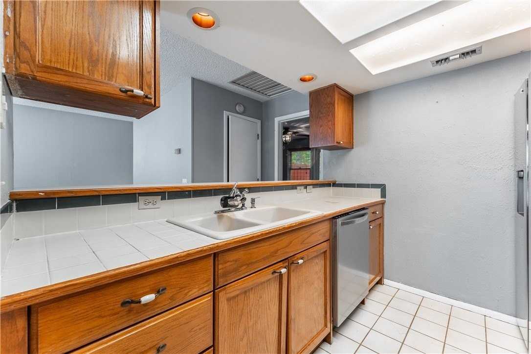 26 Dogwood Dr - Photo 7 of 32