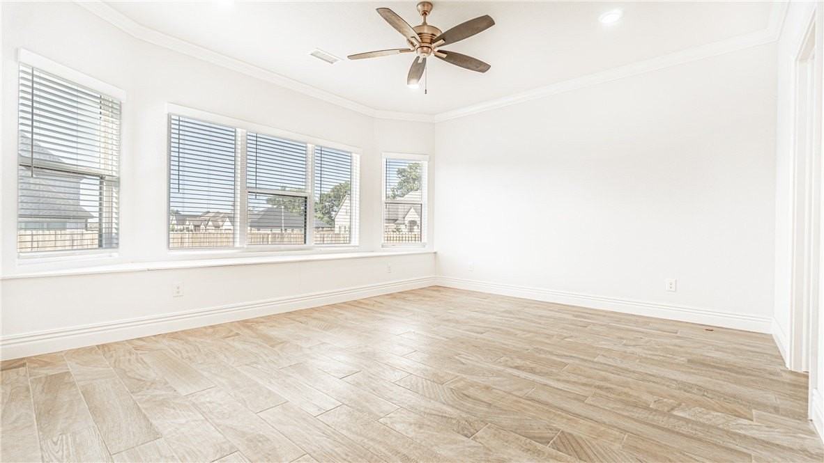 1100 Quailridge Way - Photo 7 of 26