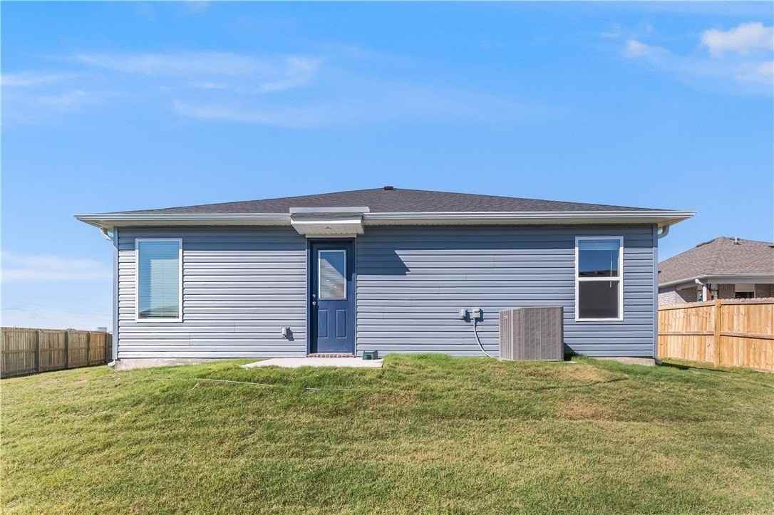 2111 E Annette Dr - Photo 3 of 19