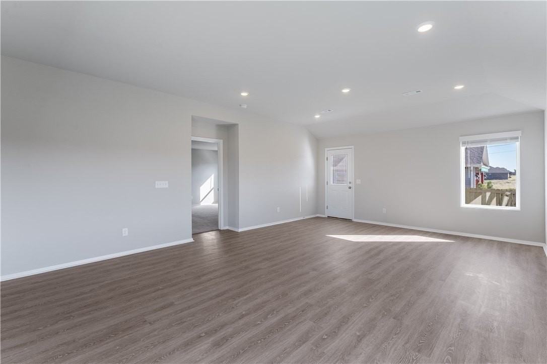 2111 E Annette Dr - Photo 7 of 19