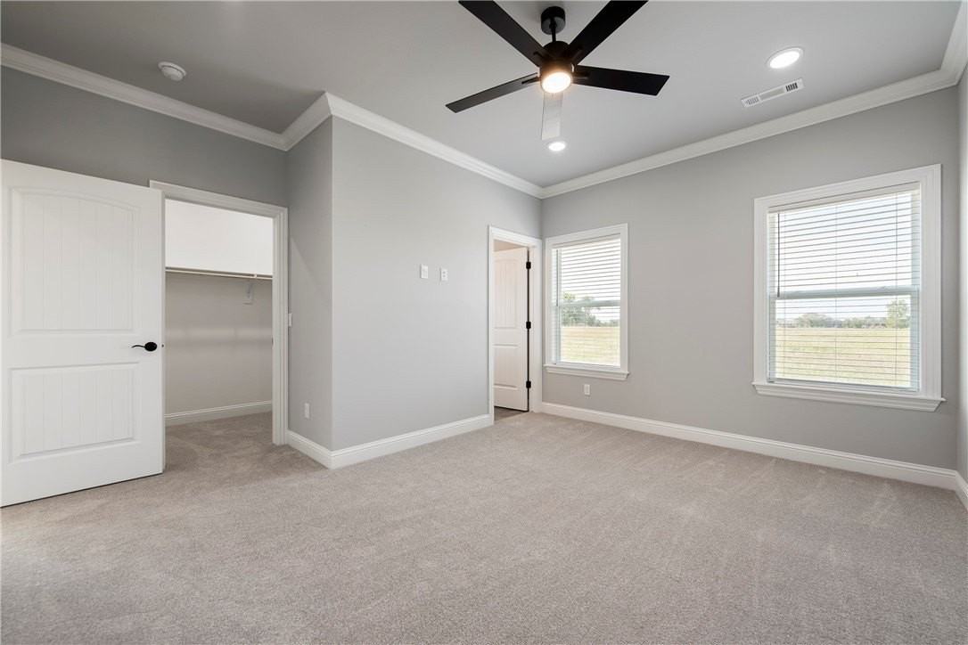 2811 Sw Hampshire Ave - Photo 5 of 14