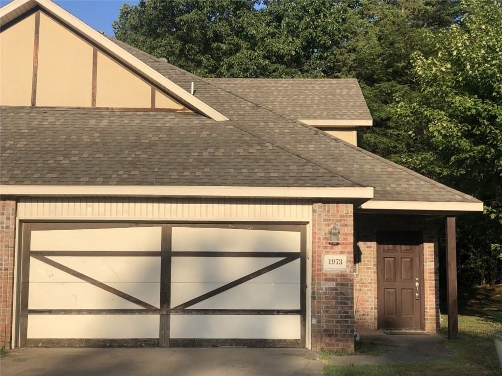 1961 E Peppervine Dr - Photo 2 of 12