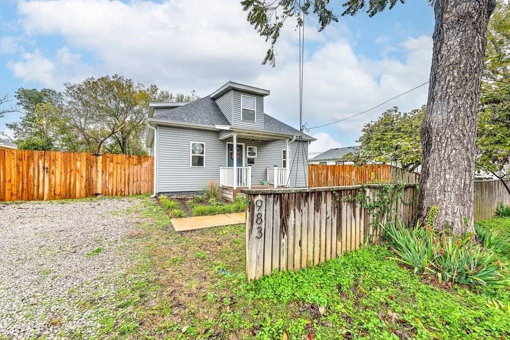 983 N Main St - Photo 2 of 26