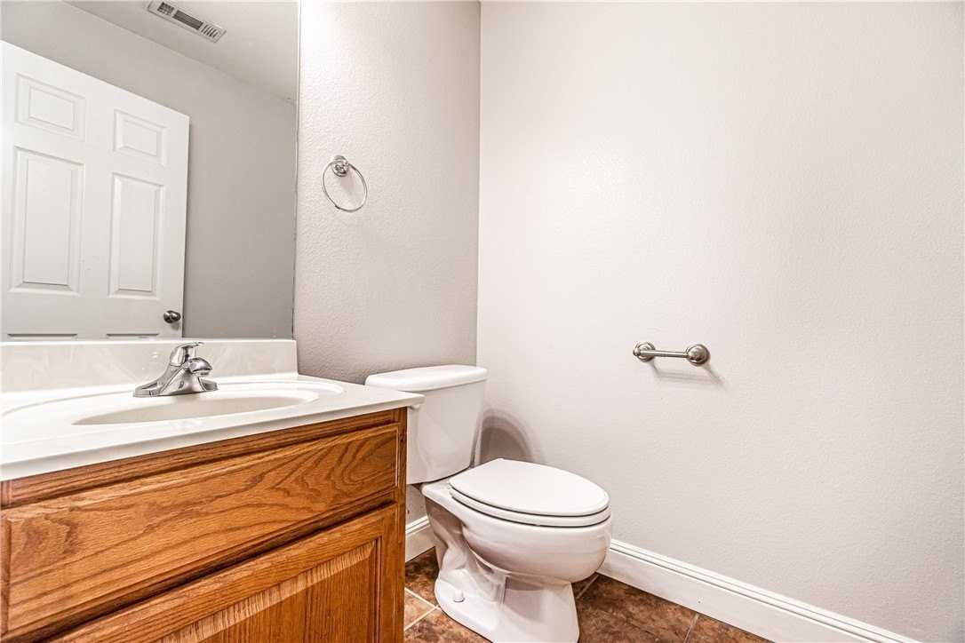 802 Baker St Nw - Photo 6 of 18