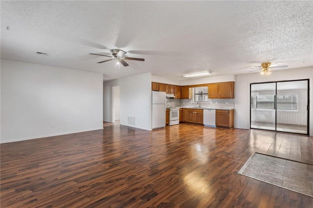 153 Hallack Ln - Photo 2 of 21