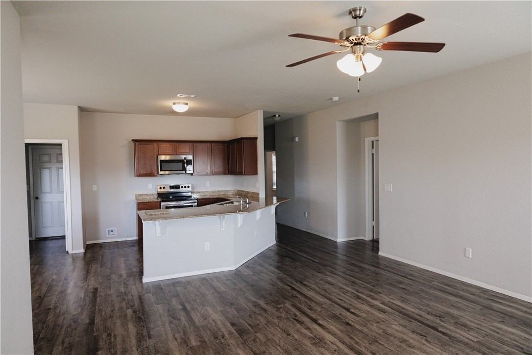 2301 Hickory Wood Ave - Photo 3 of 12