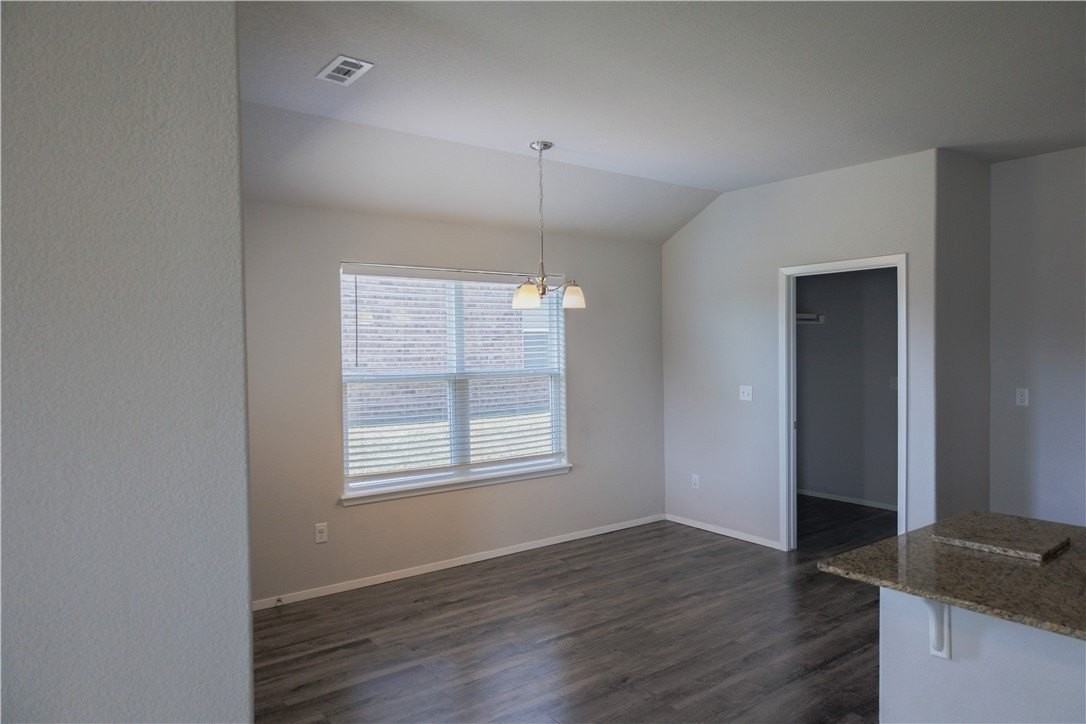 2301 Hickory Wood Ave - Photo 5 of 12