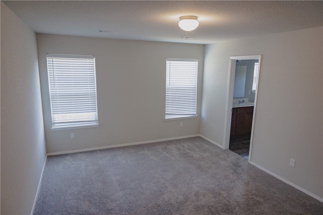 2301 Hickory Wood Ave - Photo 6 of 12