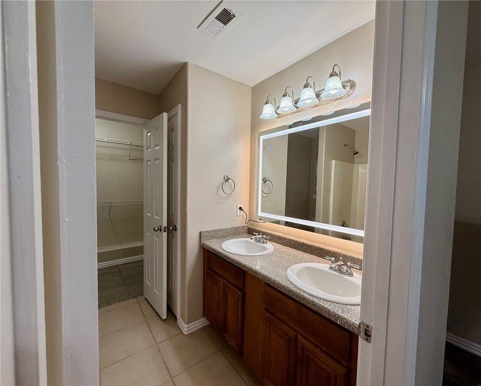 3108 S G St - Photo 7 of 12