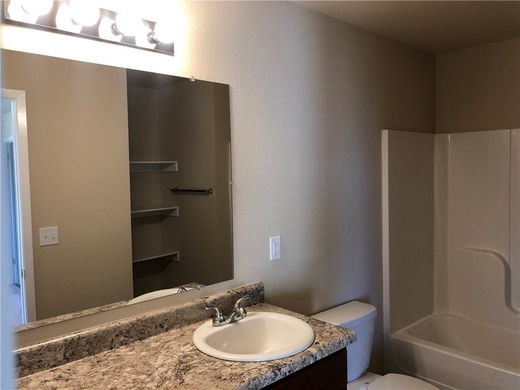 602 W Pittsfield - Photo 4 of 10