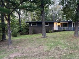 featured image of 2 Powick Ln