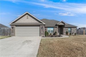 featured image of 2220 Hunter Dr