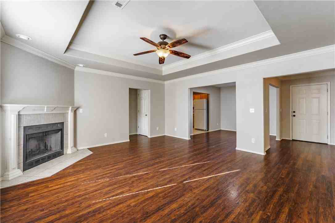 4603 Sw Limestone Ave - Photo 3 of 16