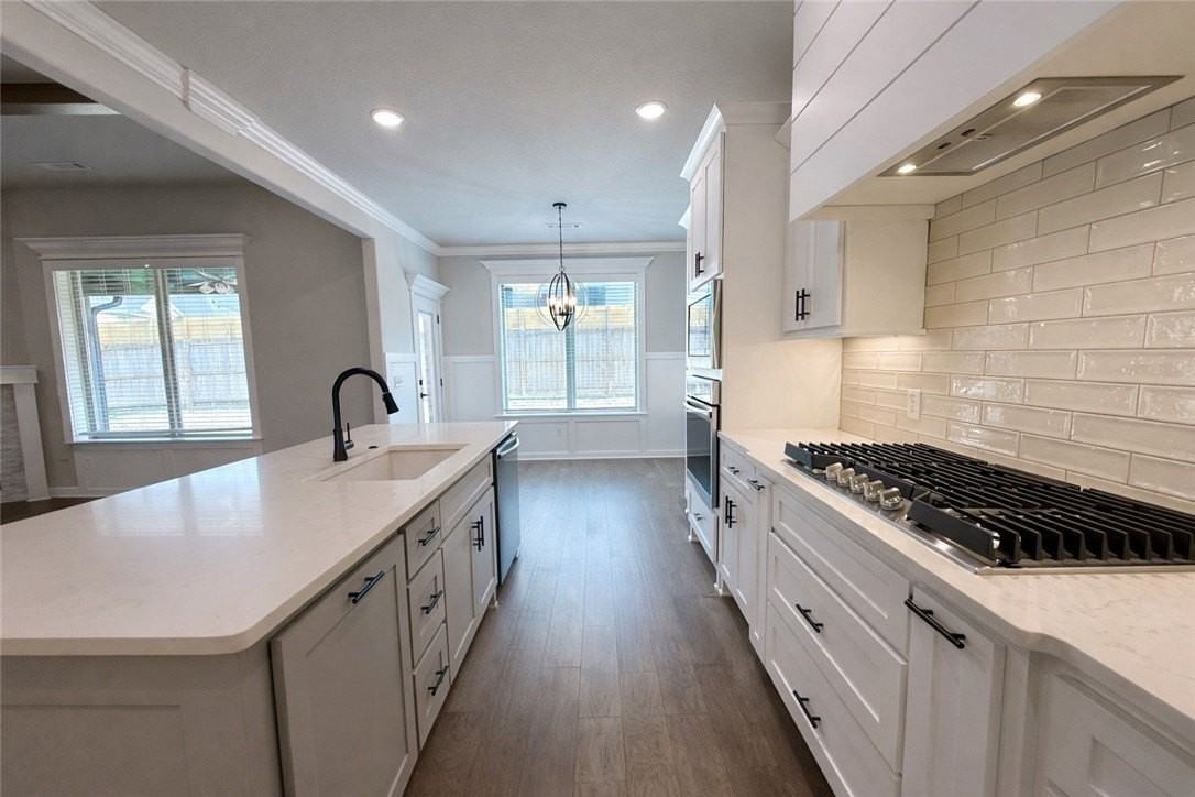 460 Casella St - Photo 5 of 7