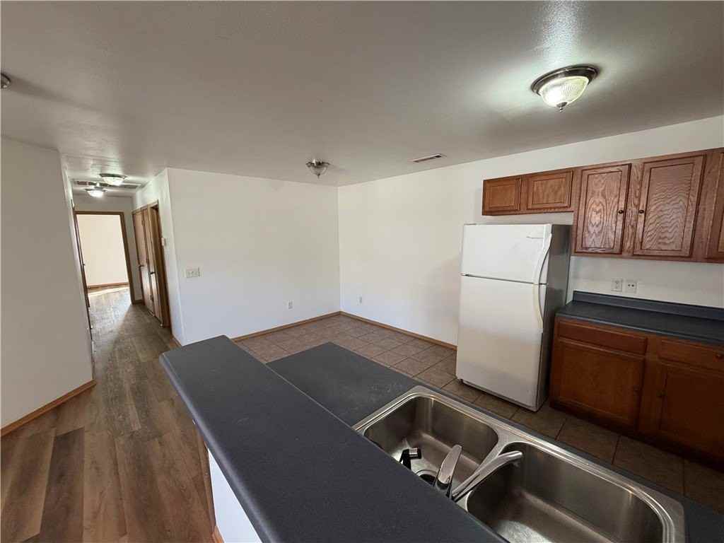 1953 S 18th St - Photo 5 of 7