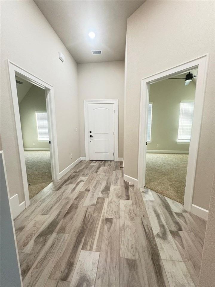 3100 Sw Lovely Ln - Photo 2 of 23