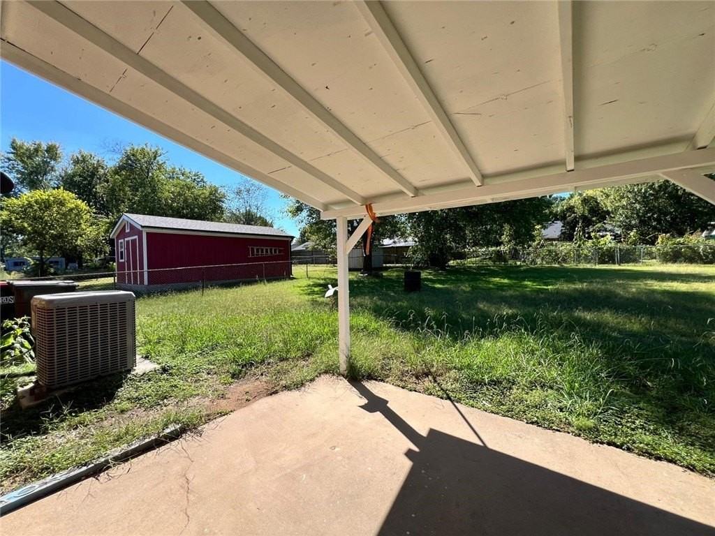 1502 White Rd - Photo 6 of 19