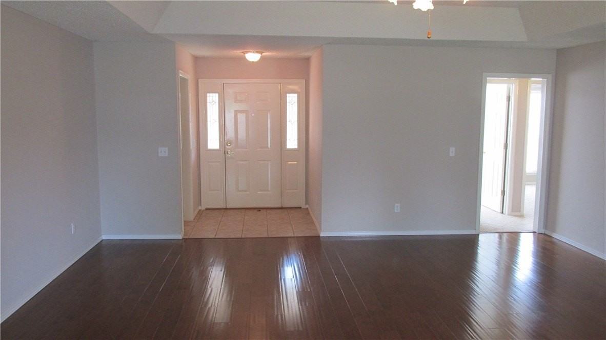 1902 Sw Spruce Rd - Photo 4 of 30