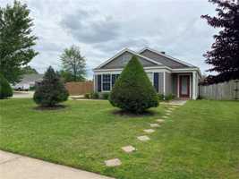 featured image of 2911 Beech Ave