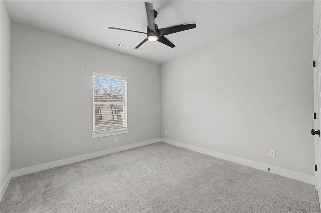 2 Creetown Ln - Photo 3 of 23