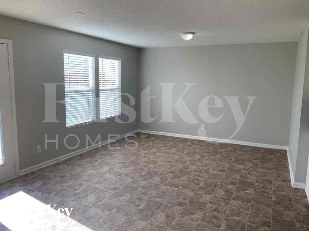 12515 Teacup Way - Photo 7 of 33