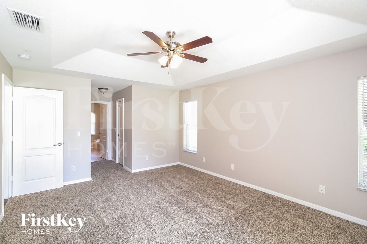 1406 Glenan Rd - Photo 7 of 15