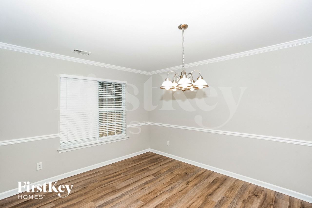 130 Rusty Nail Dr - Photo 6 of 15