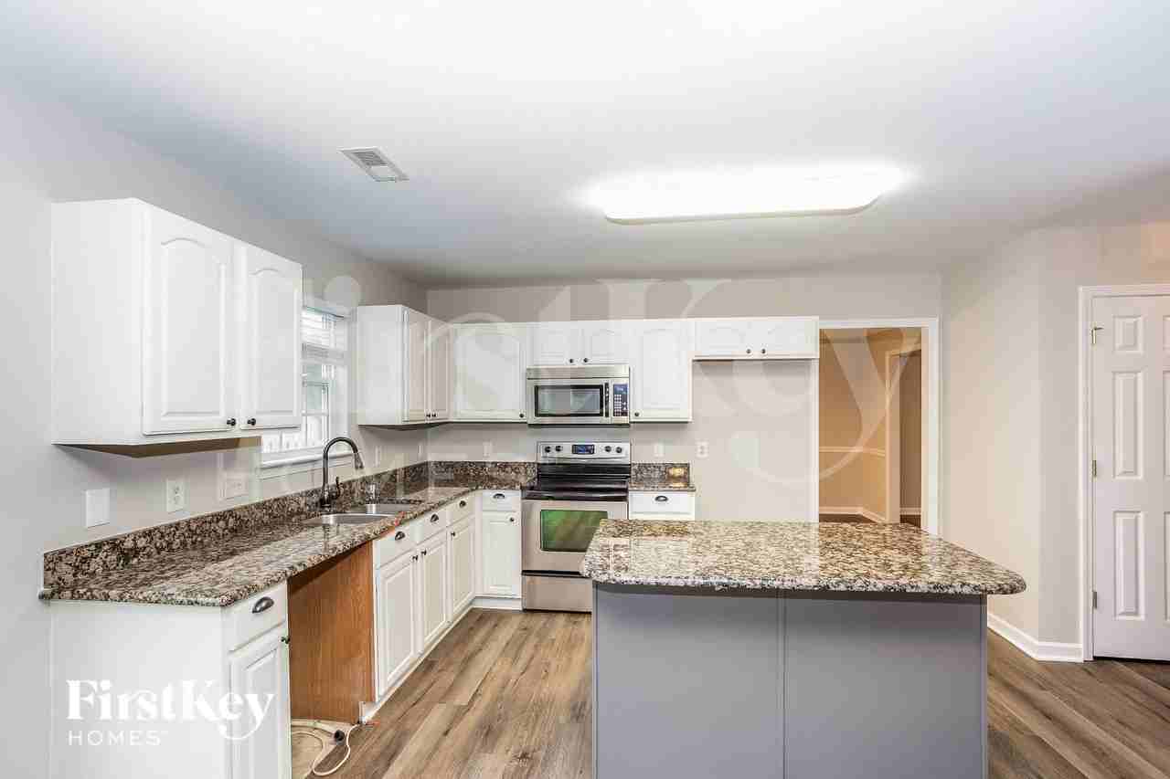 130 Rusty Nail Dr - Photo 7 of 15