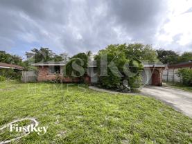 830 E Evanston Cir - Photo 1 of 1