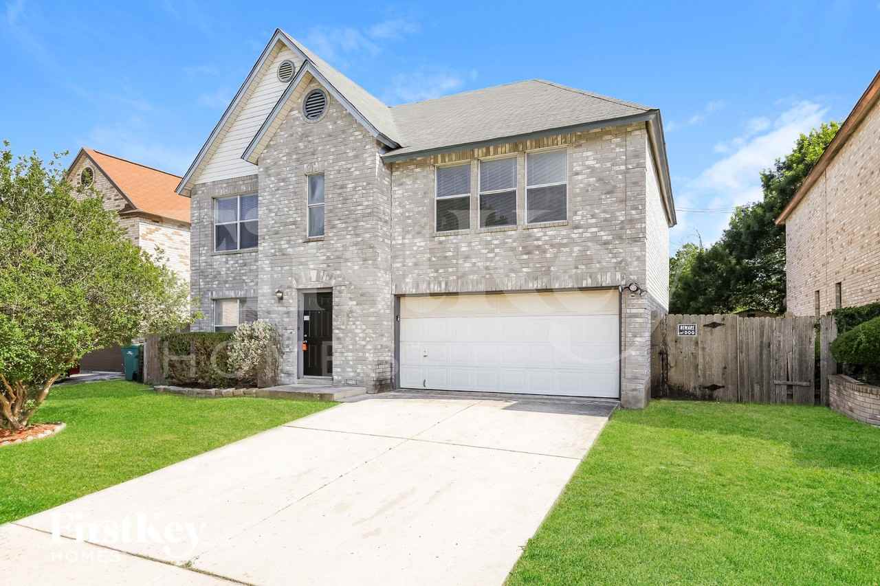 7915 Cherry Glade - Photo 2 of 15