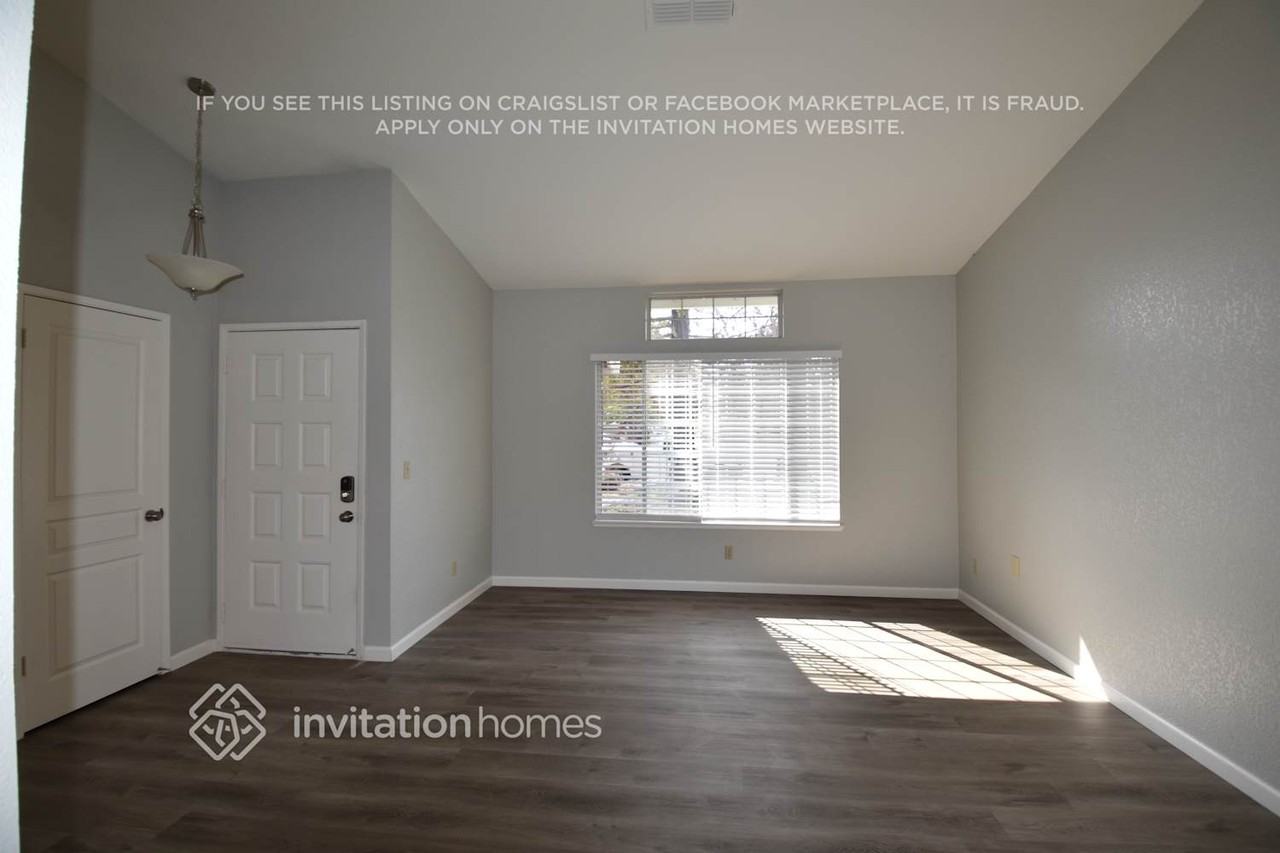 8023 Pinot Noir Way - Photo 2 of 7