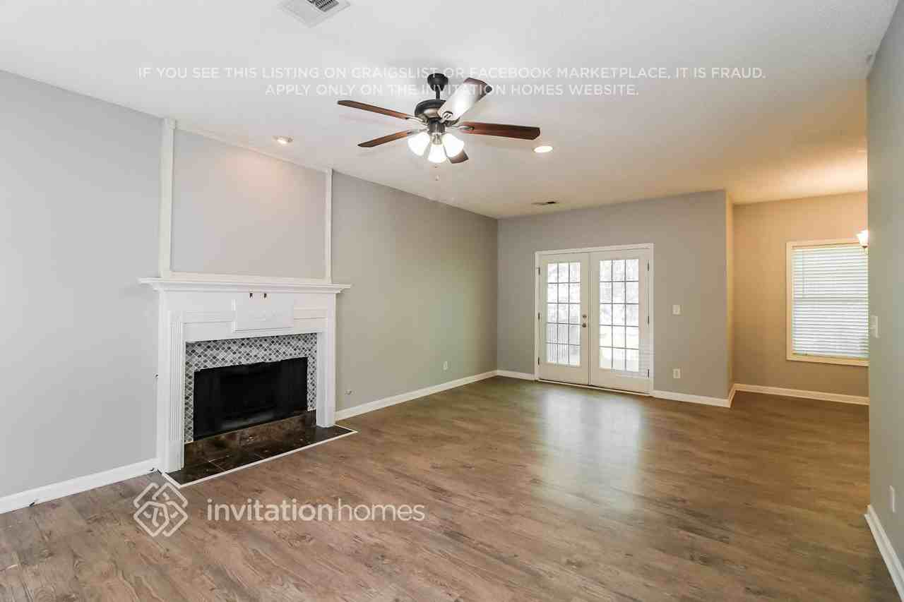 225 Hunters Chase - Photo 6 of 18