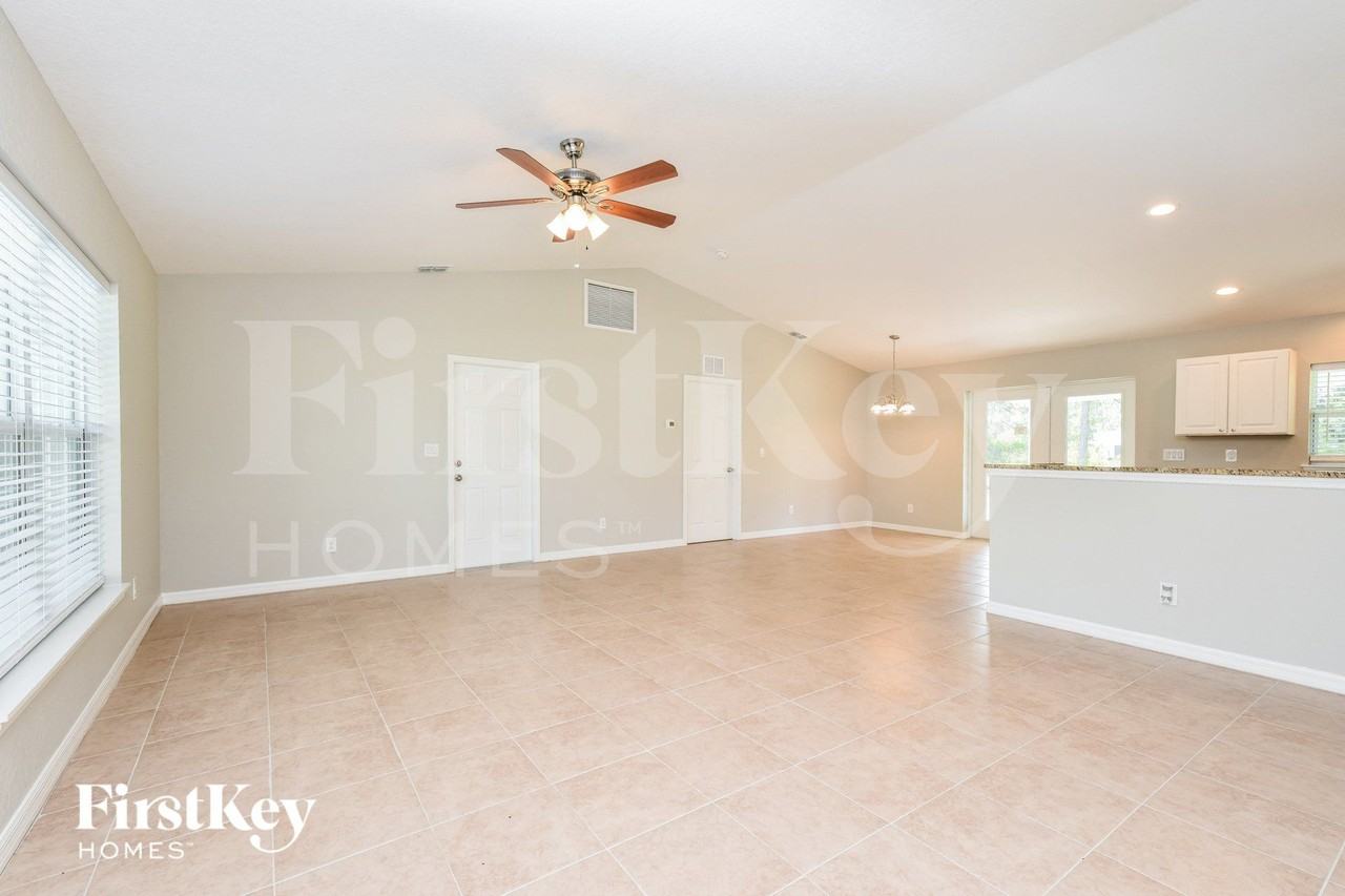 6464 David Blvd - Photo 4 of 15