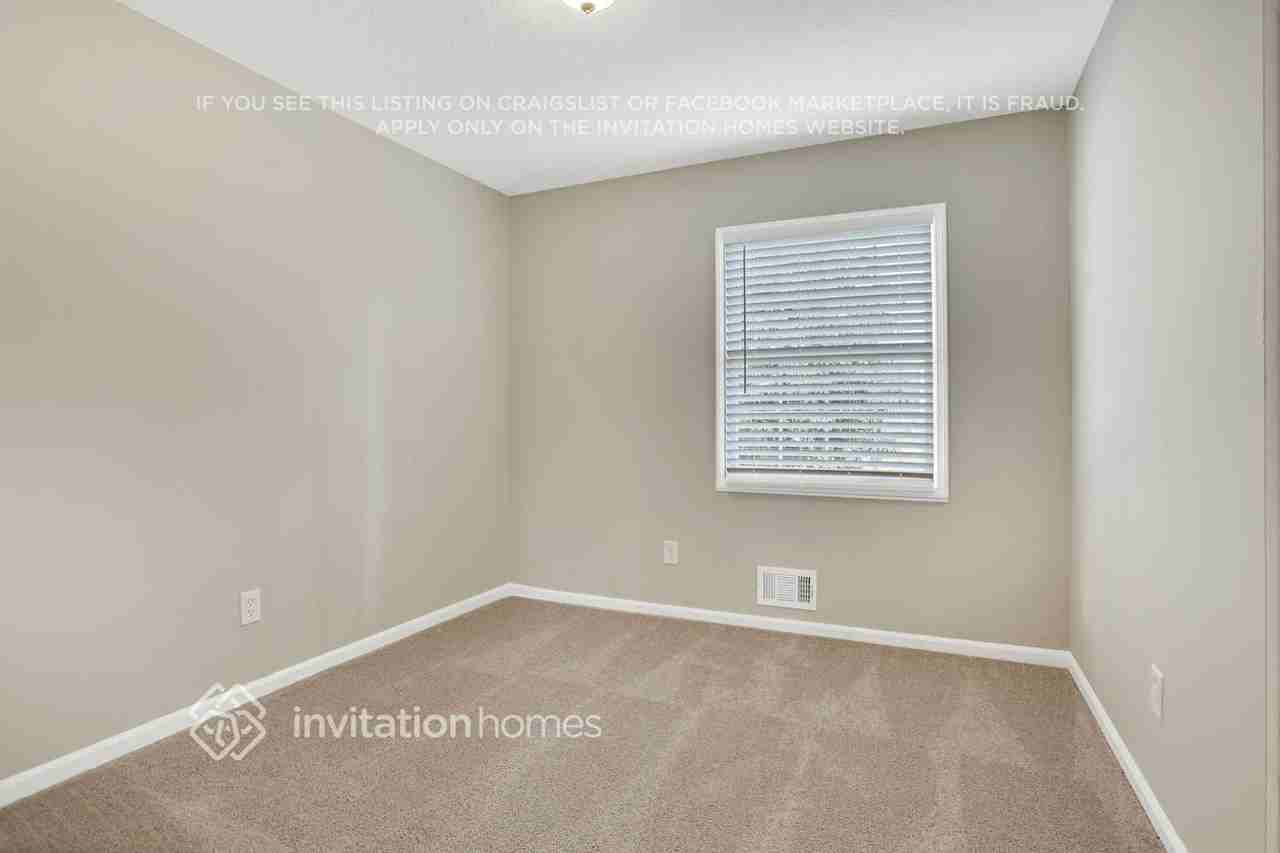 3410 Ravenwood Dr - Photo 5 of 12