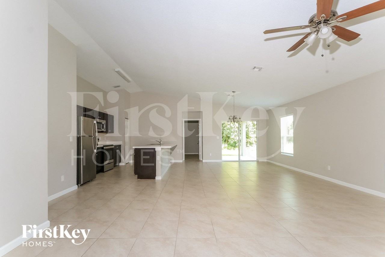 3765 Sw Darby Ln - Photo 5 of 15