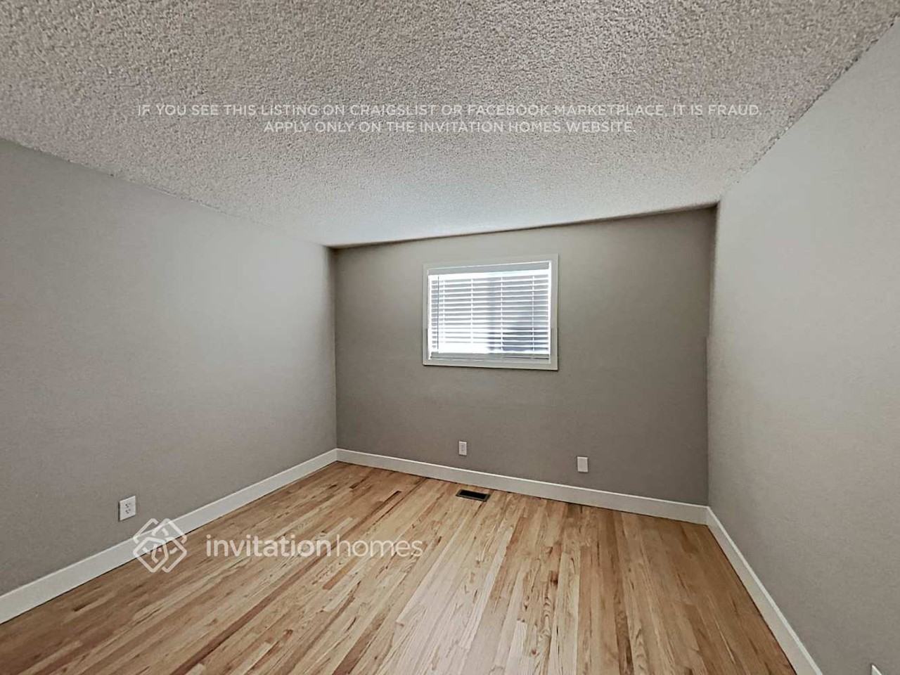 17486 E Temple Dr - Photo 4 of 8