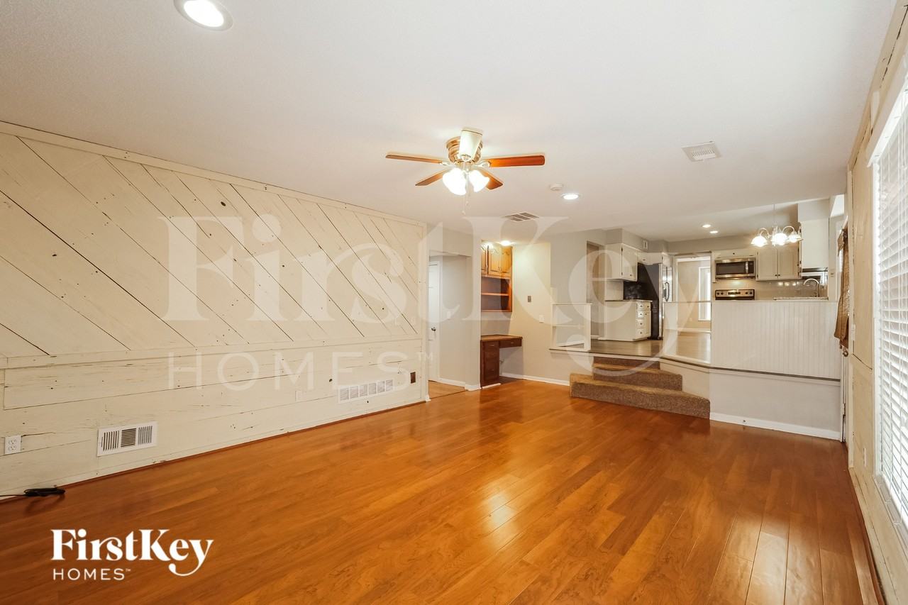 14707 S Murray Ln - Photo 4 of 16