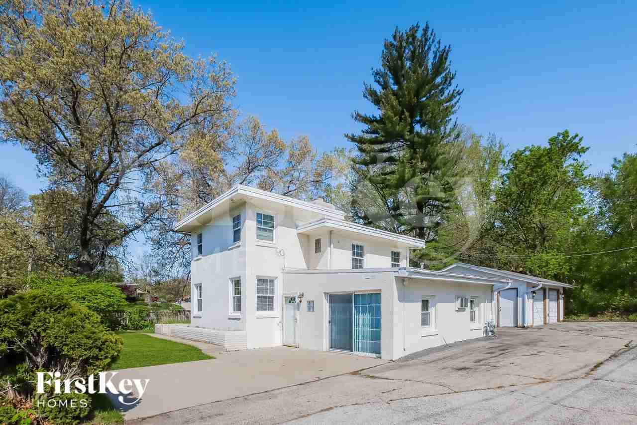 1399 Sheridan Rd - Photo 2 of 16