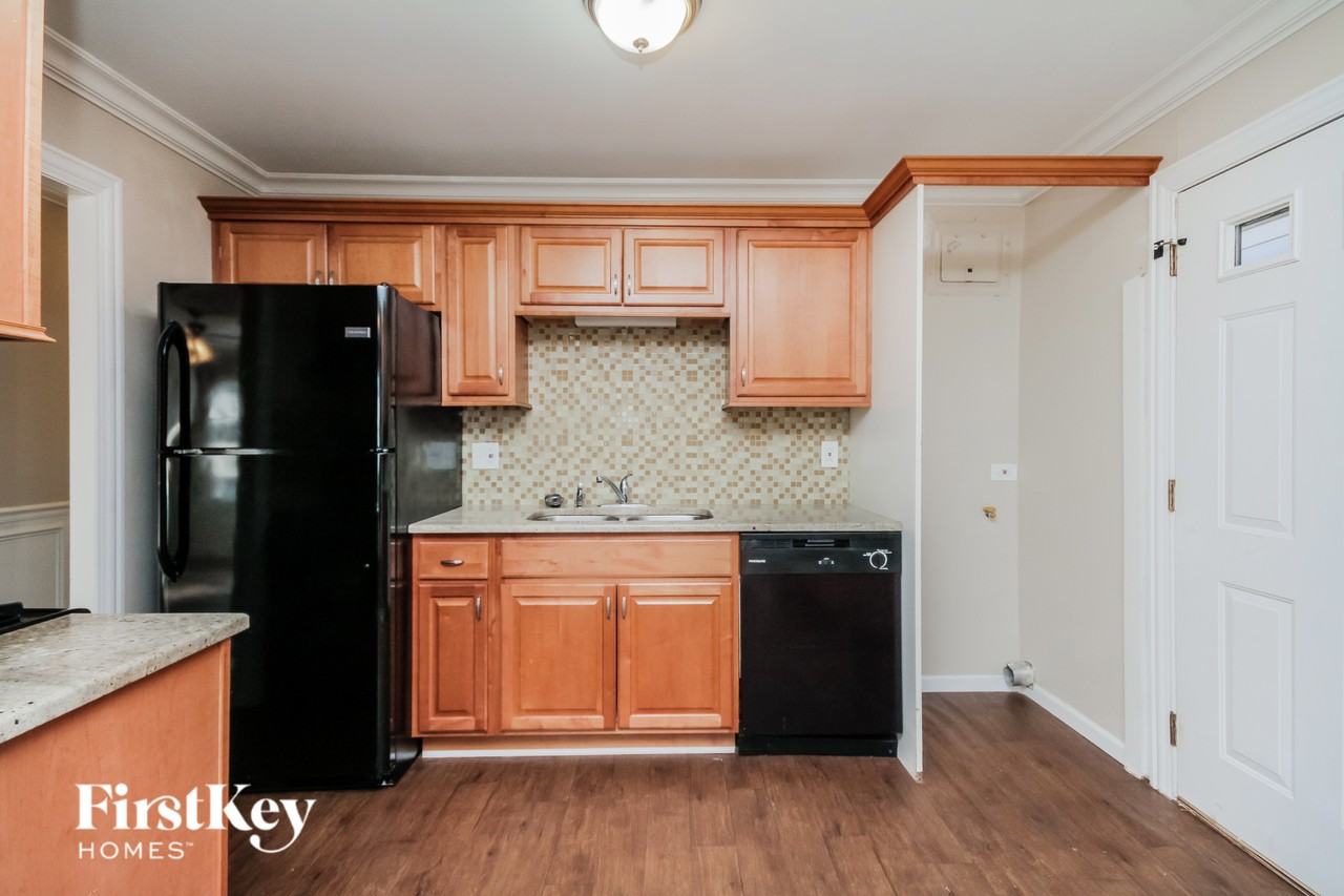 10 Fir St - Photo 7 of 16