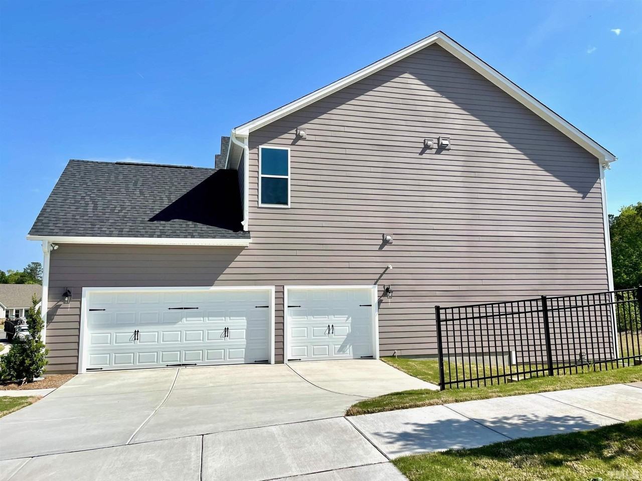 412 Moore Hill Way - Photo 2 of 27