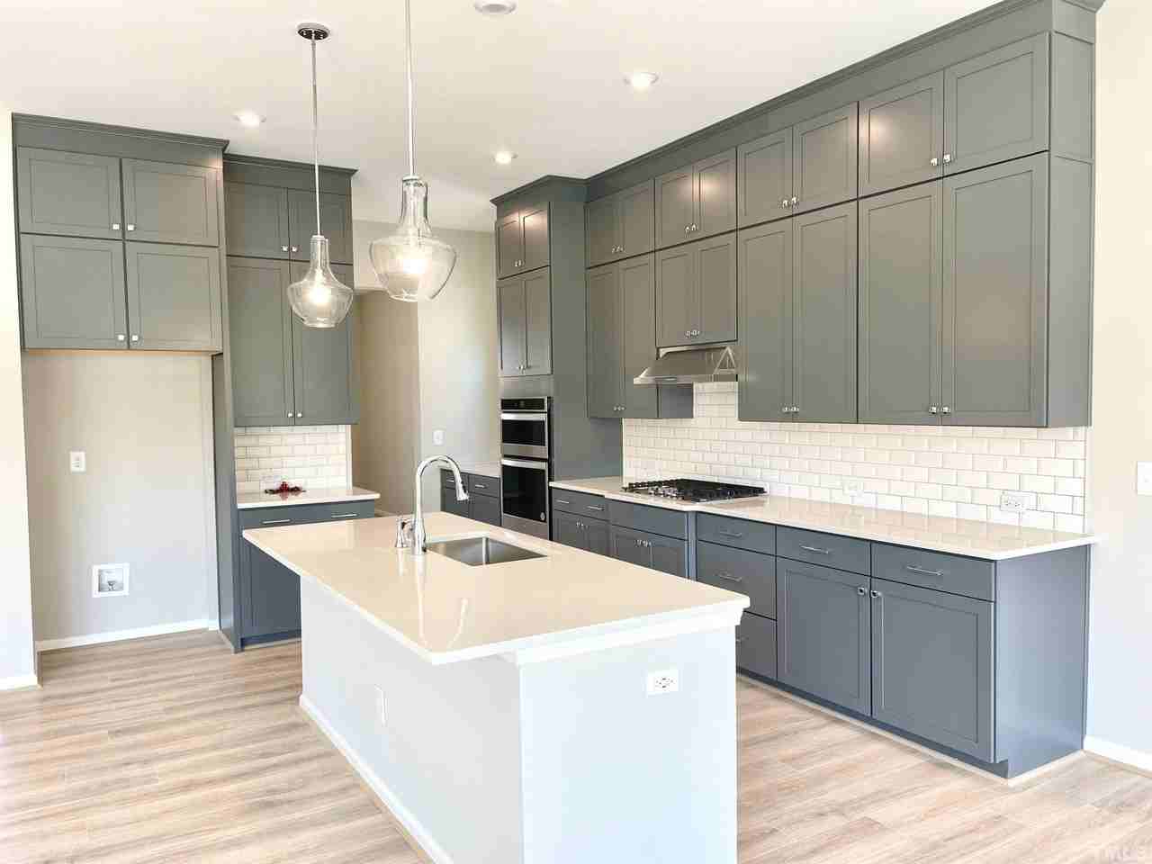 412 Moore Hill Way - Photo 7 of 27