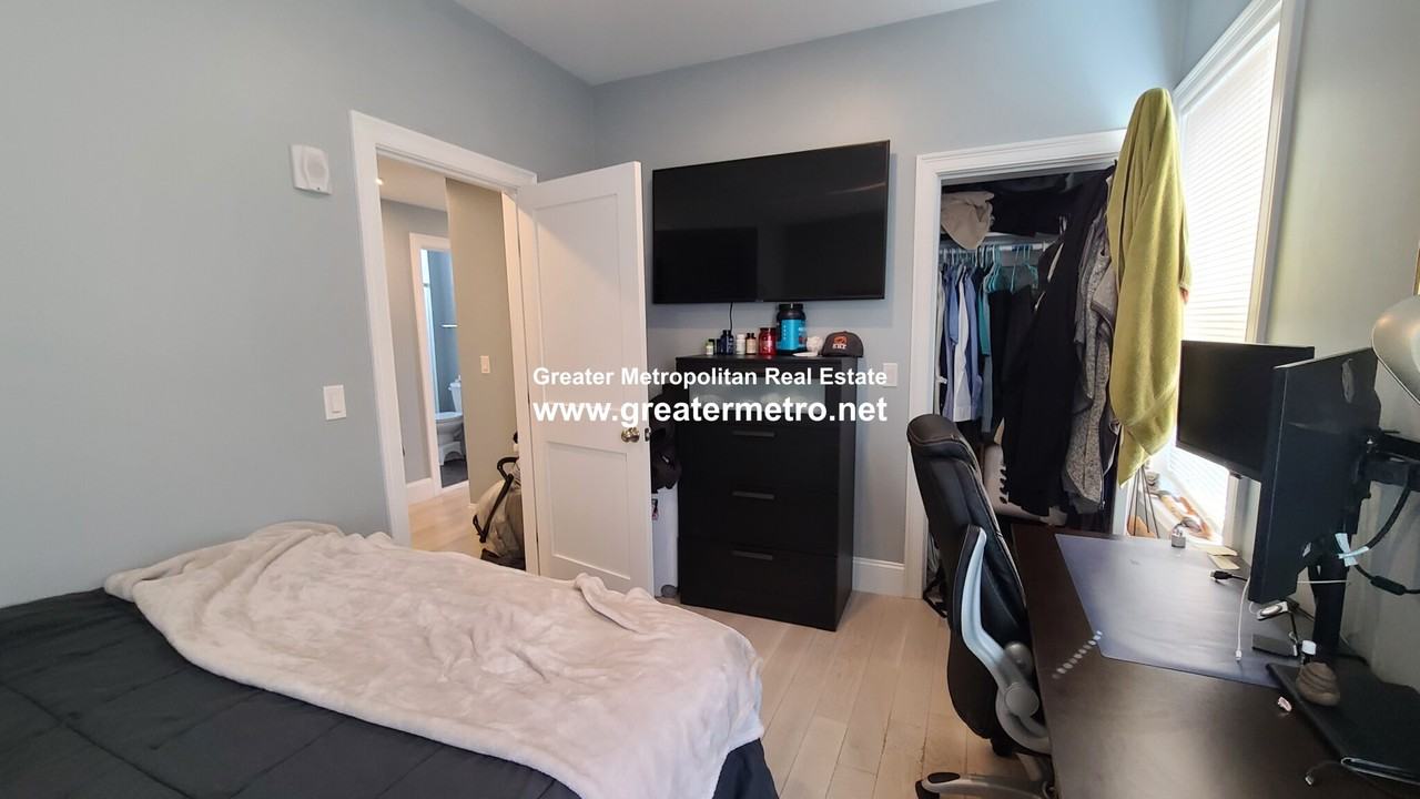 21 Winfield St #3 - Photo 7 of 15