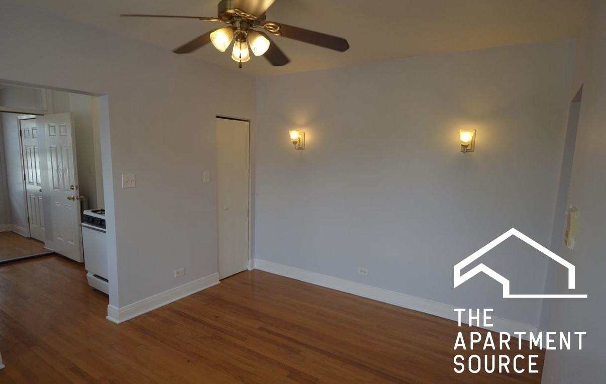 4411 N Kenneth Ave #3B - Photo 4 of 13