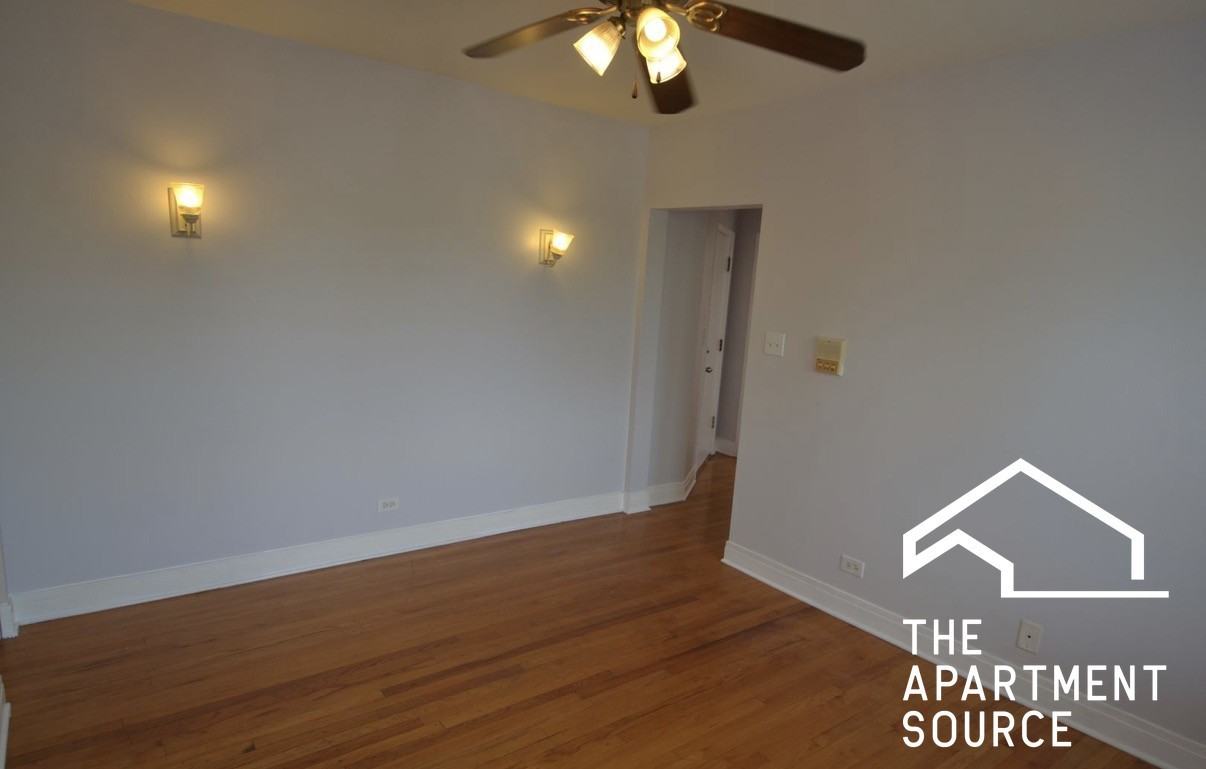 4411 N Kenneth Ave #3B - Photo 7 of 13