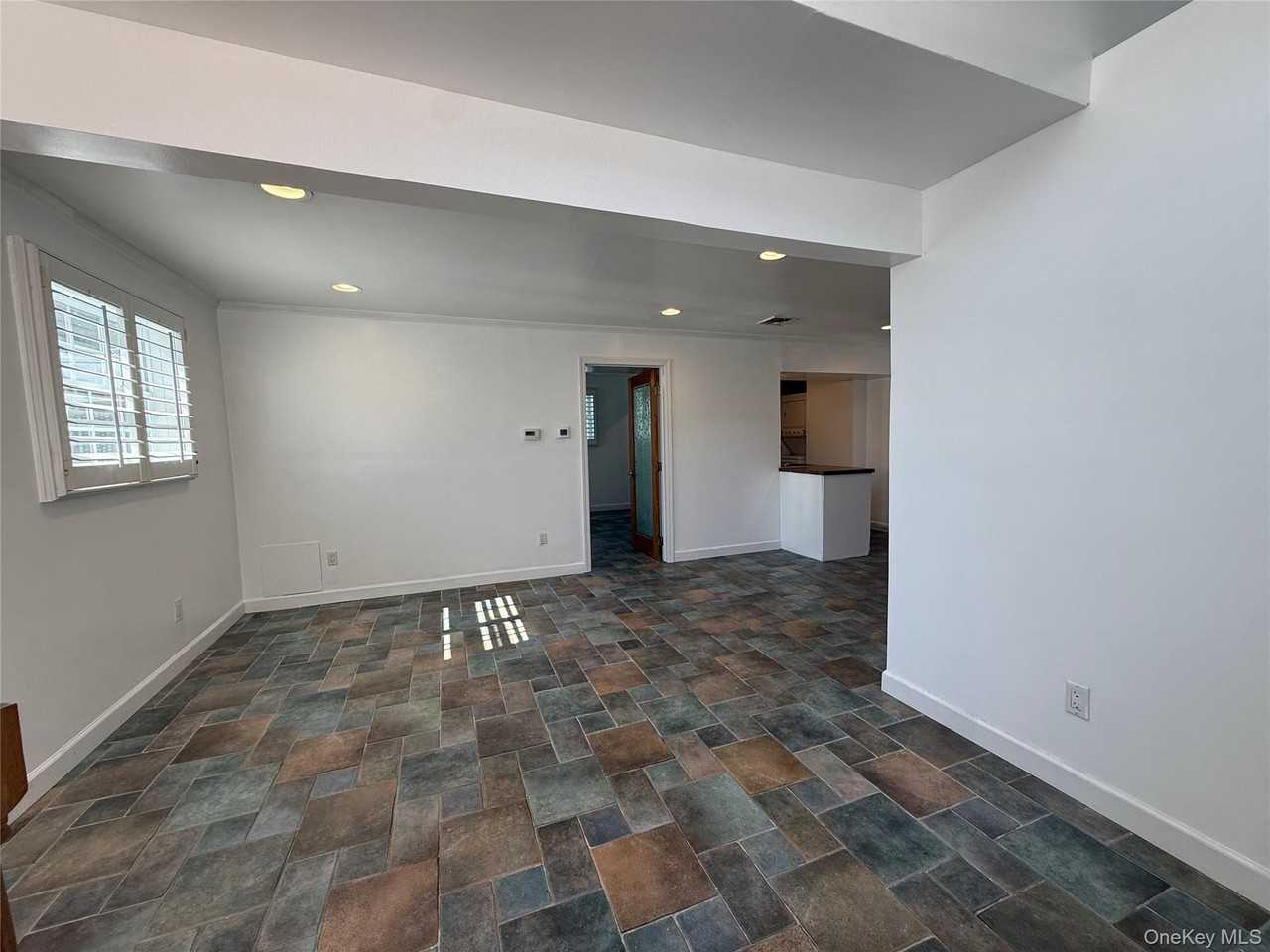 73 Waterford Rd - Photo 6 of 20