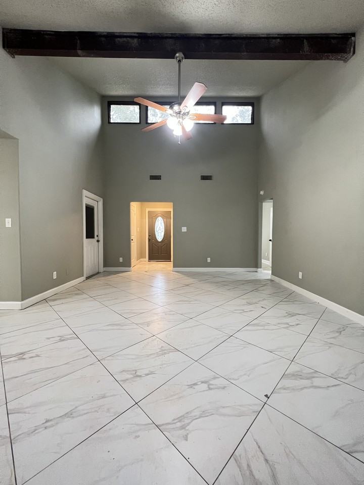 12865 Birch Ln - Photo 3 of 9