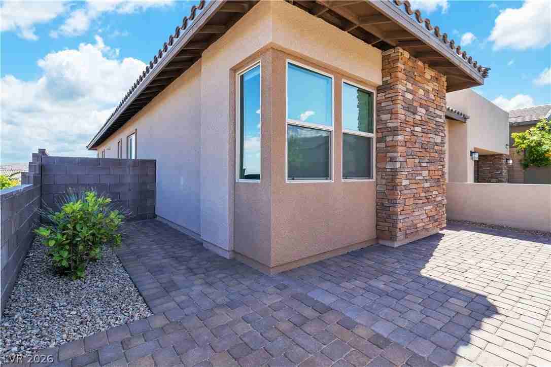 11837 Grassy Plain Ave - Photo 3 of 50