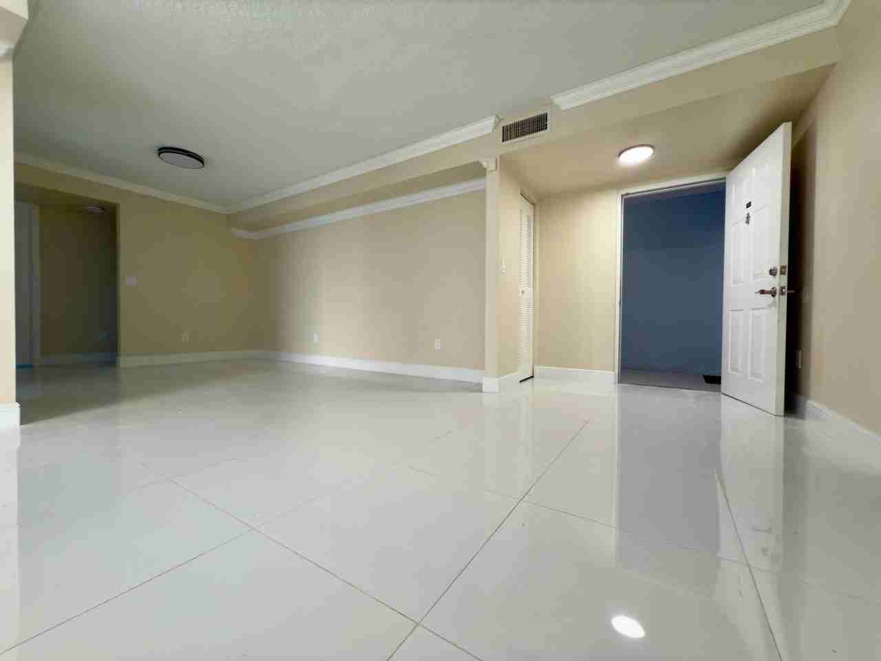 5962 Morningstar Cir - Photo 2 of 13