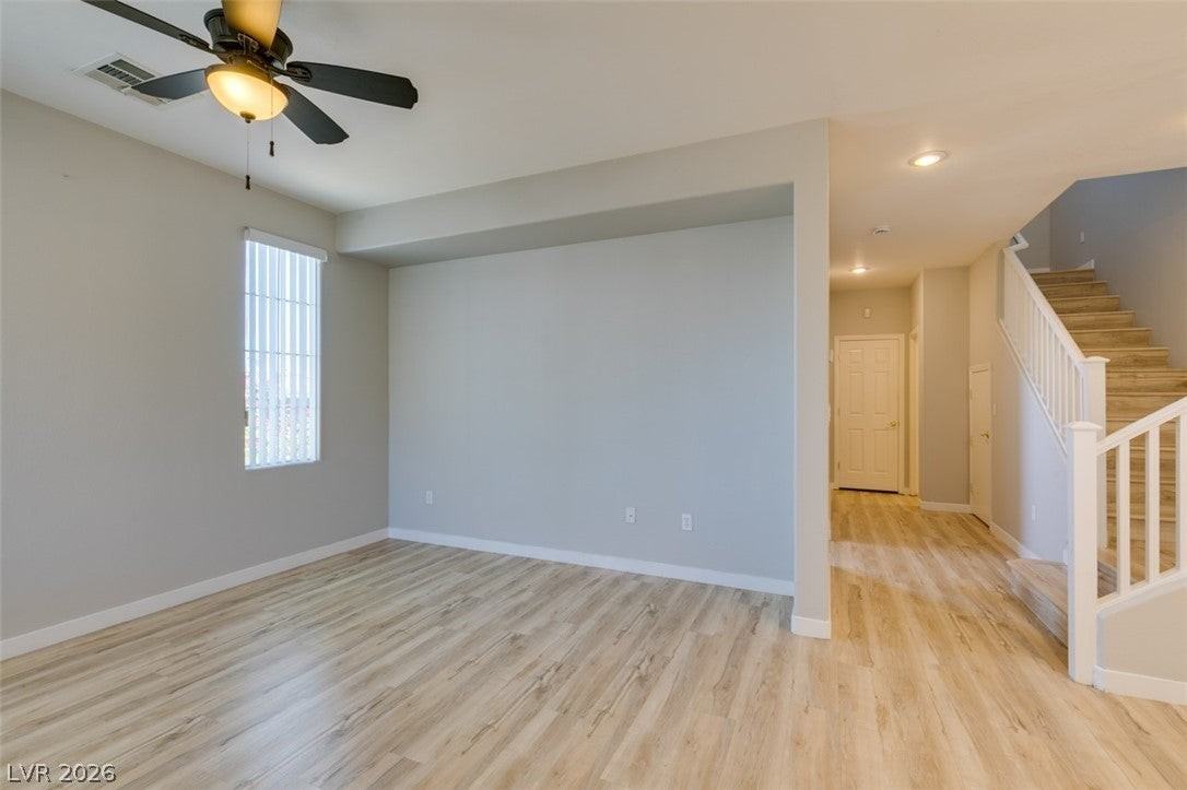 8607 Rowland Bluff Ave - Photo 4 of 46
