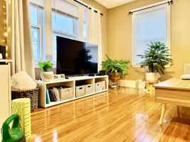 featured image of 37 Hilton St #1